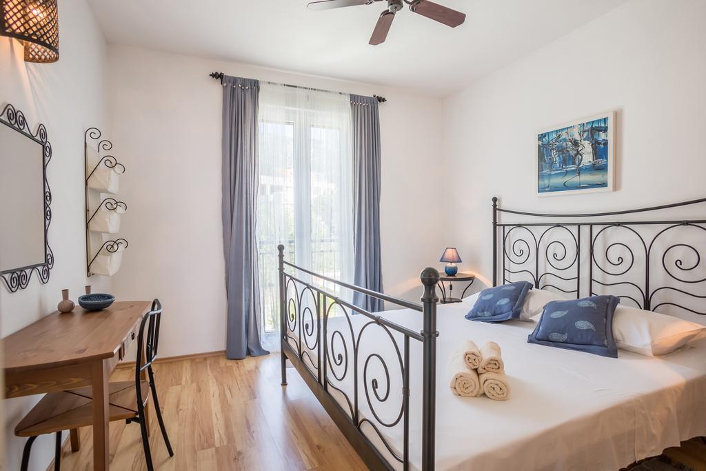 Zlatni Bol Apartments Экстерьер фото